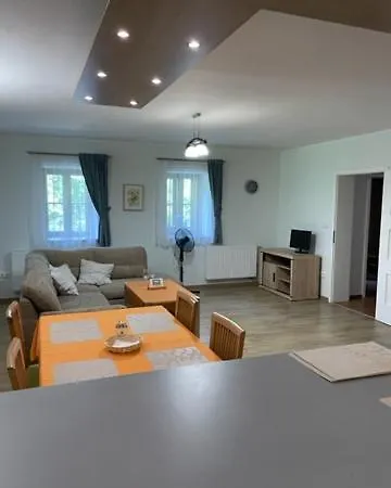Appartement Hajovna Bukovec à Bukovec  Extérieur photo